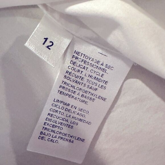 Doncaster White Button-Up Blouse - Picture 4 of 10